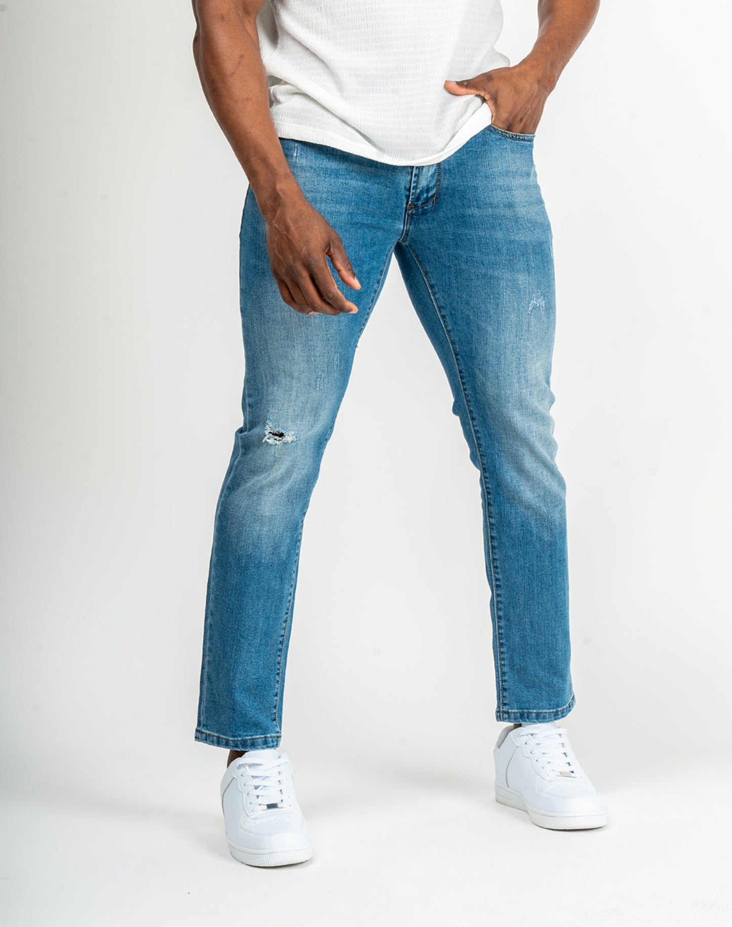 Pantalón slim fit